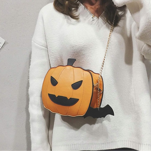 NEW! Pumpkin & Bat Halloween Jack-o’-lantern Crossbody Purse - Picture 2 of 14